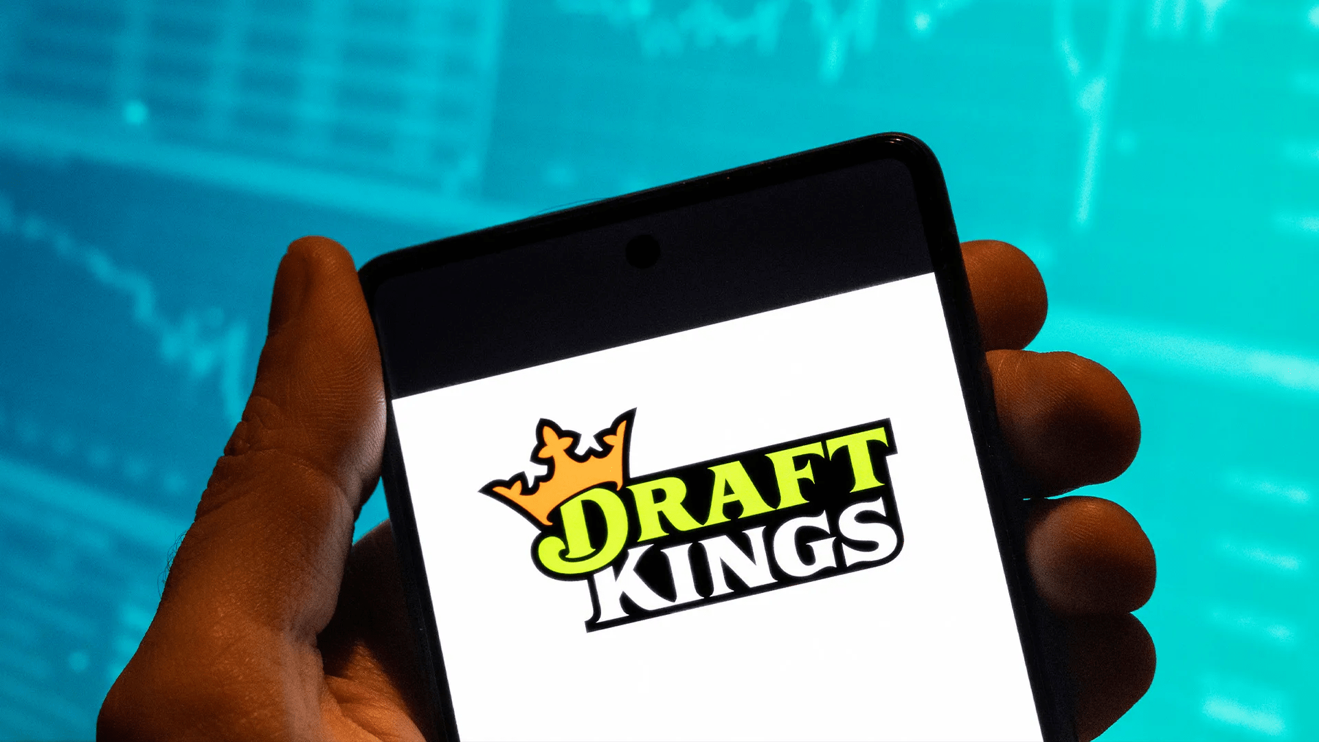 DraftKings Sued by Wife of Gambler who ‘Plundered Kids’ Savings’